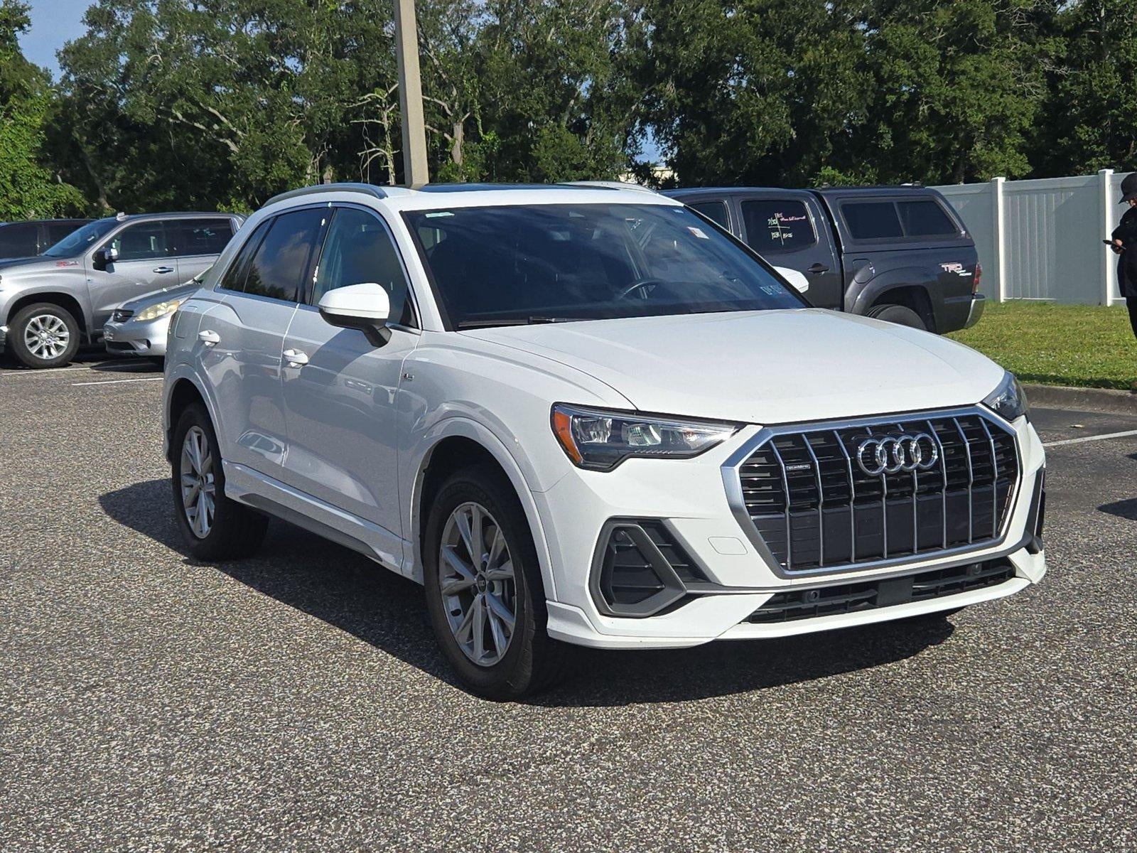 2021 Audi Q3 S line Premium 45 TFSI quattro