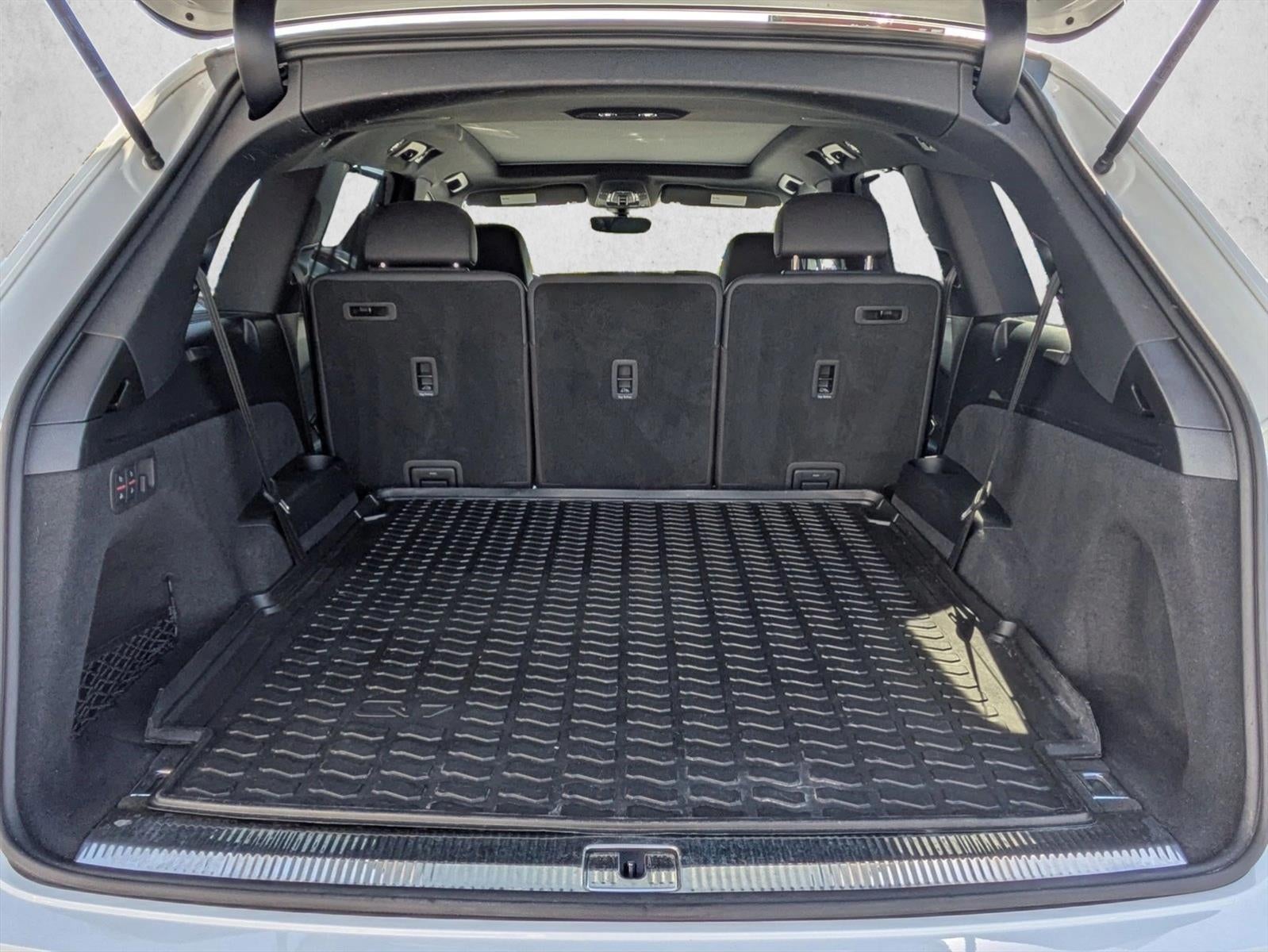 2021 Audi Q7 Premium Plus 55 TFSI quattro