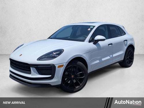 2022 Porsche Macan AWD
