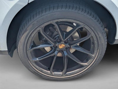 2022 Porsche Macan AWD