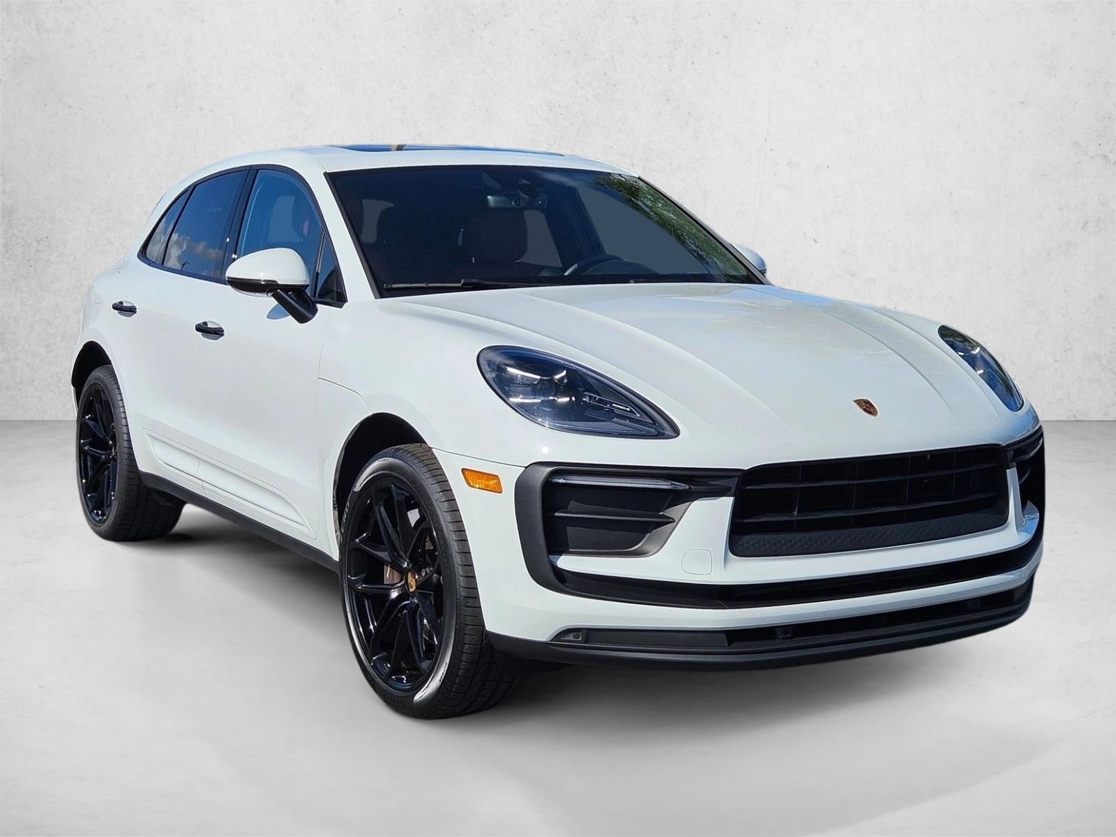 2022 Porsche Macan AWD