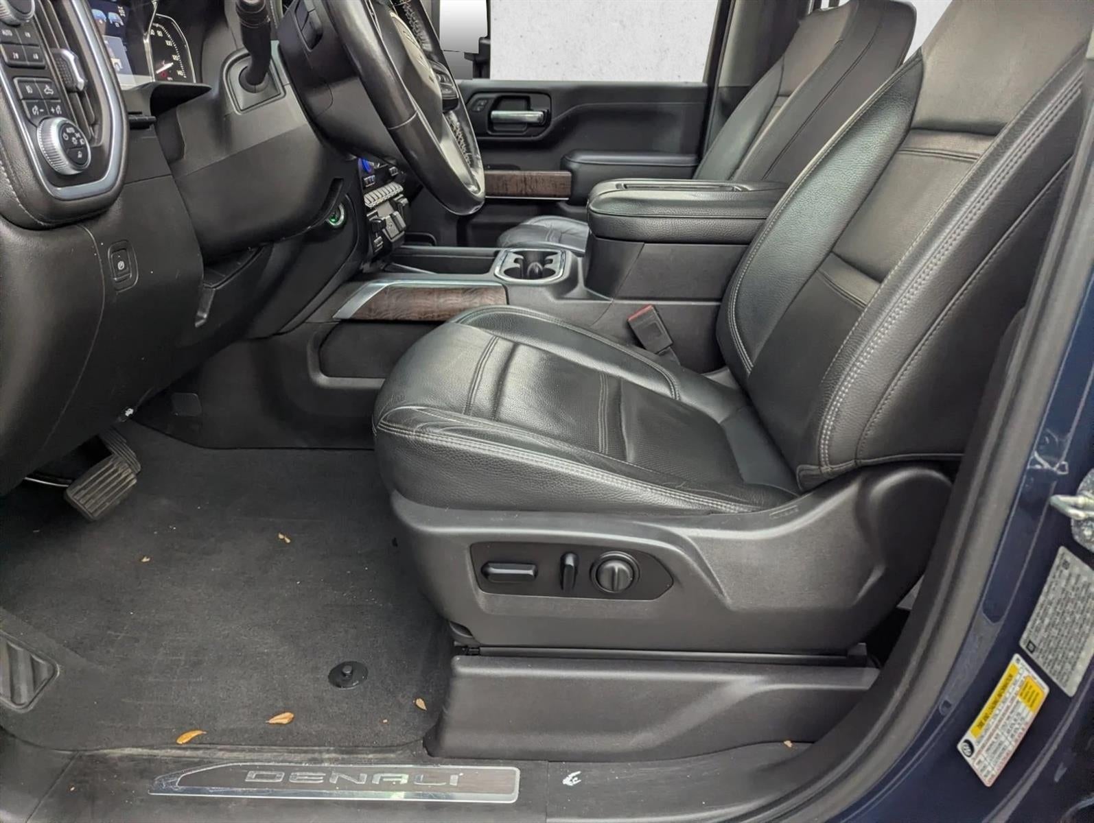 2021 GMC Sierra 2500 HD Crew Cab Standard Box 4-Wheel Drive Denali