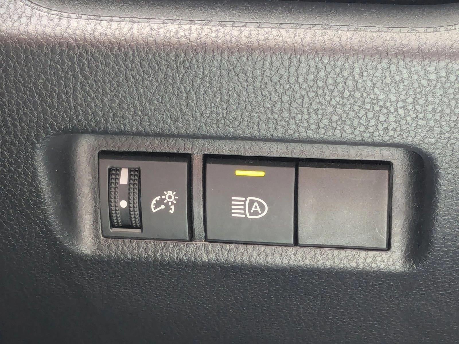 2024 Toyota RAV4 LE FWD (GS)
