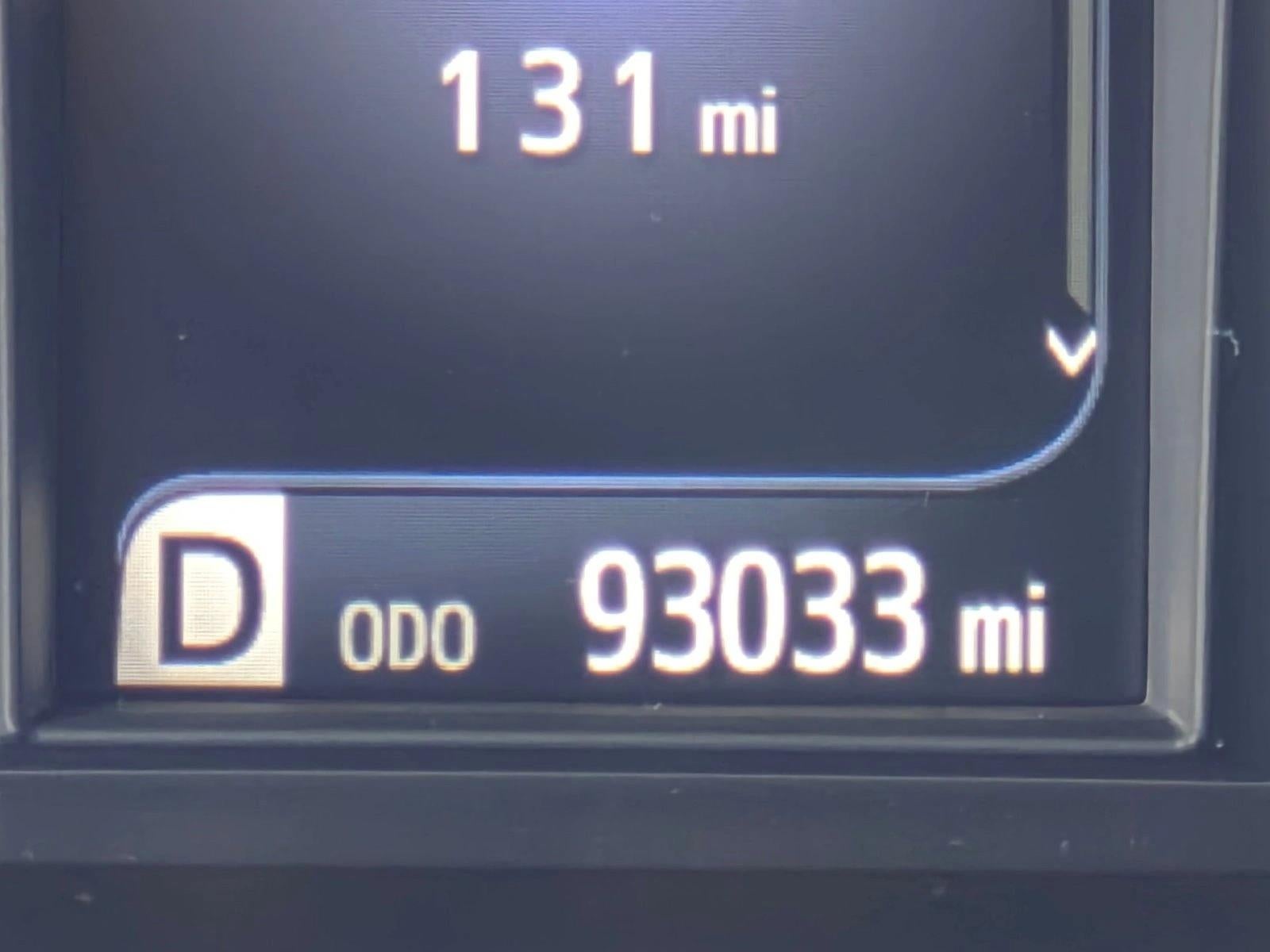 2017 Toyota Camry XLE Auto (SE)