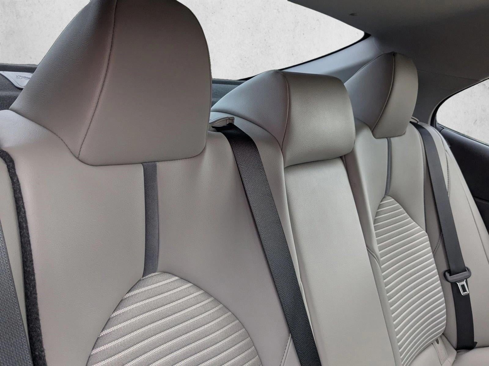 2021 Toyota Camry Hybrid SE CVT (Natl)