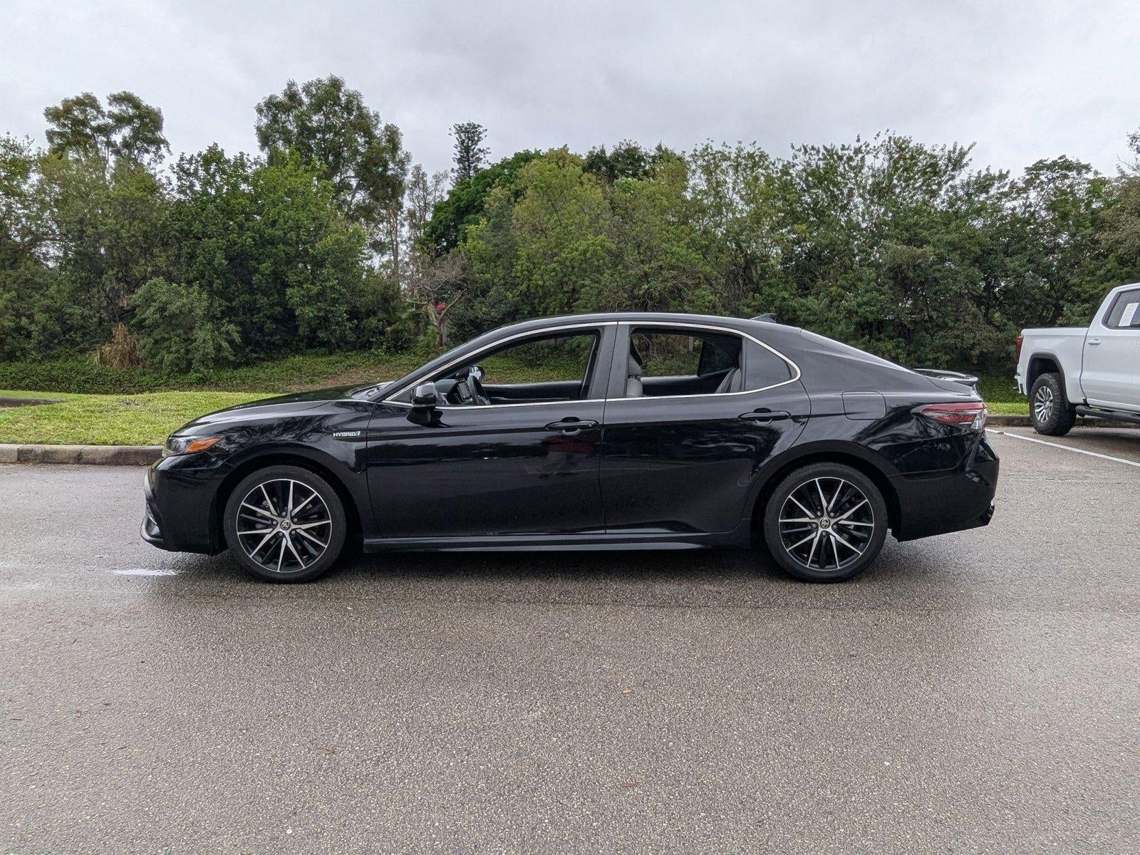 2021 Toyota Camry Hybrid SE CVT (Natl)