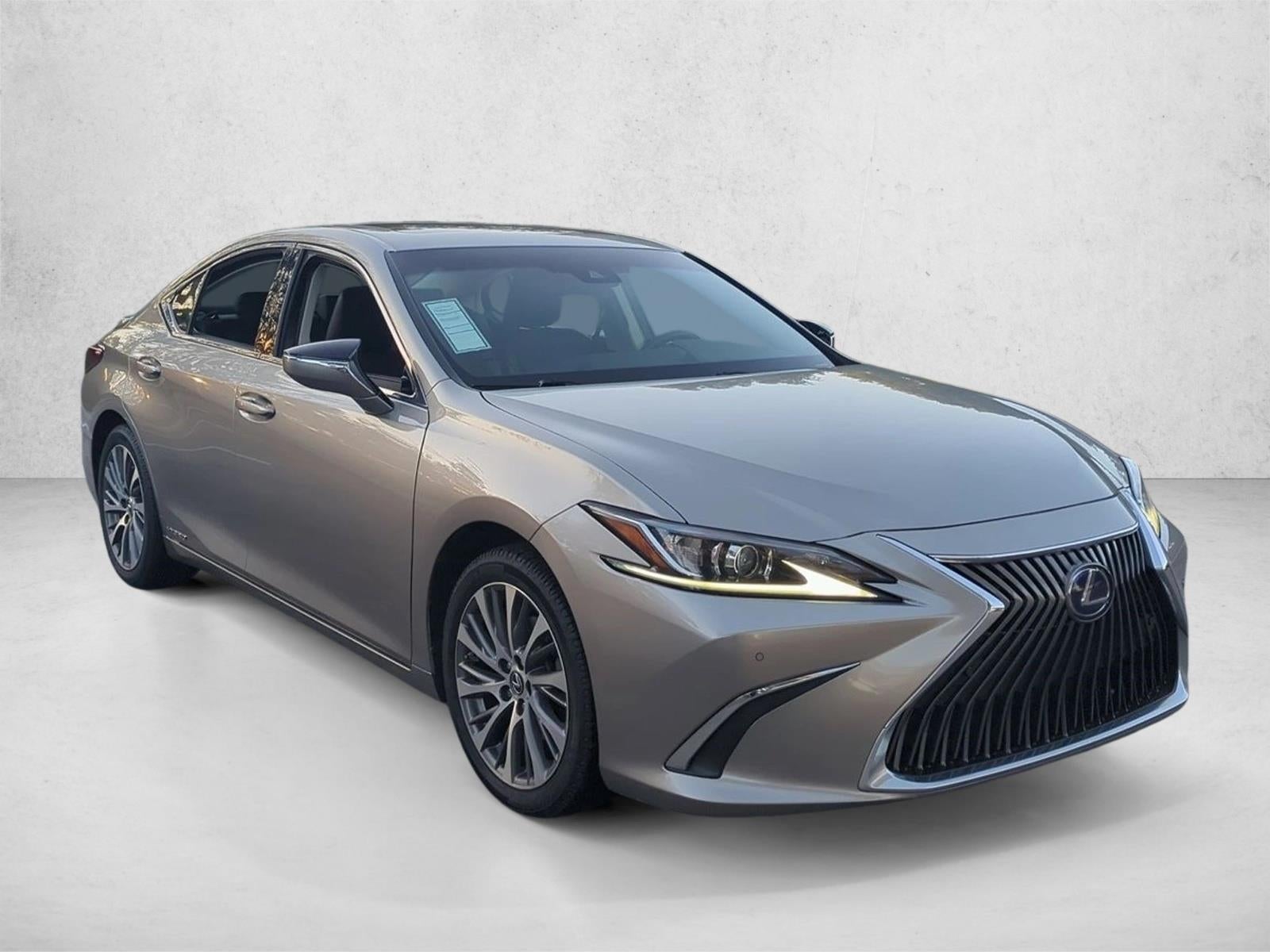 2019 Lexus ES 300h FWD