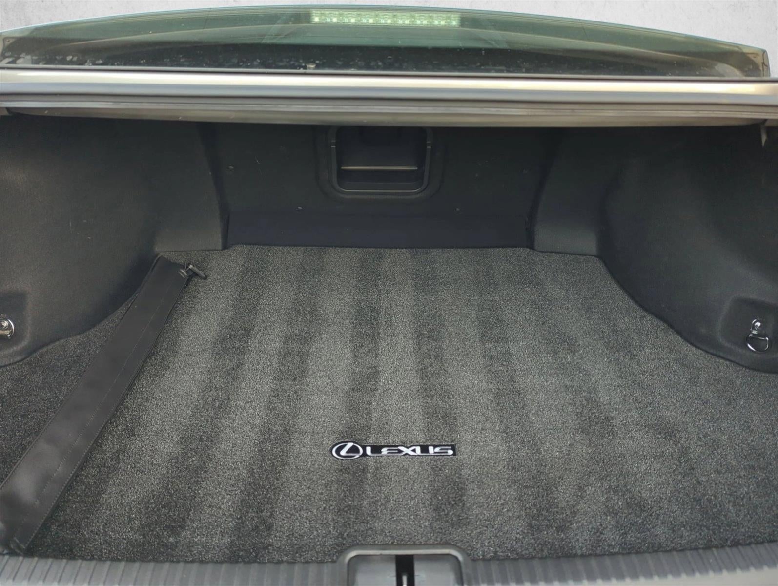 2019 Lexus ES 300h FWD