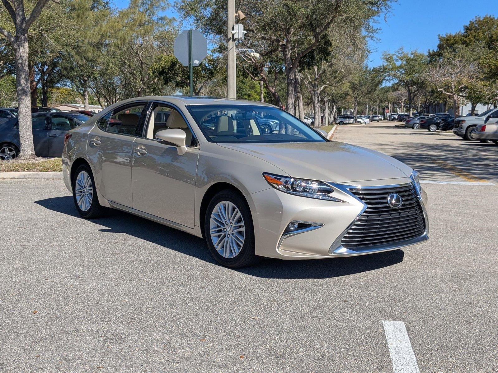2016 Lexus ES 350 4dr Sdn
