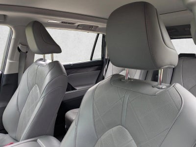 2022 Toyota Highlander Platinum AWD (Natl)