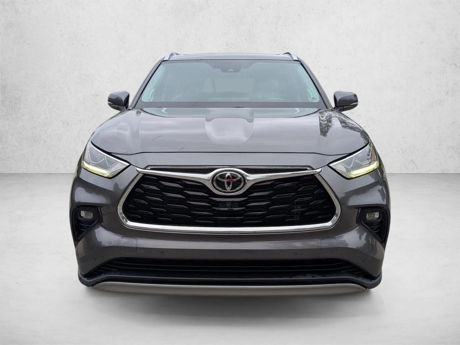 2022 Toyota Highlander Platinum AWD (Natl)