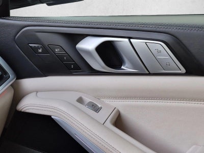 2022 BMW X7 M50i Sports Activity Vehicle
