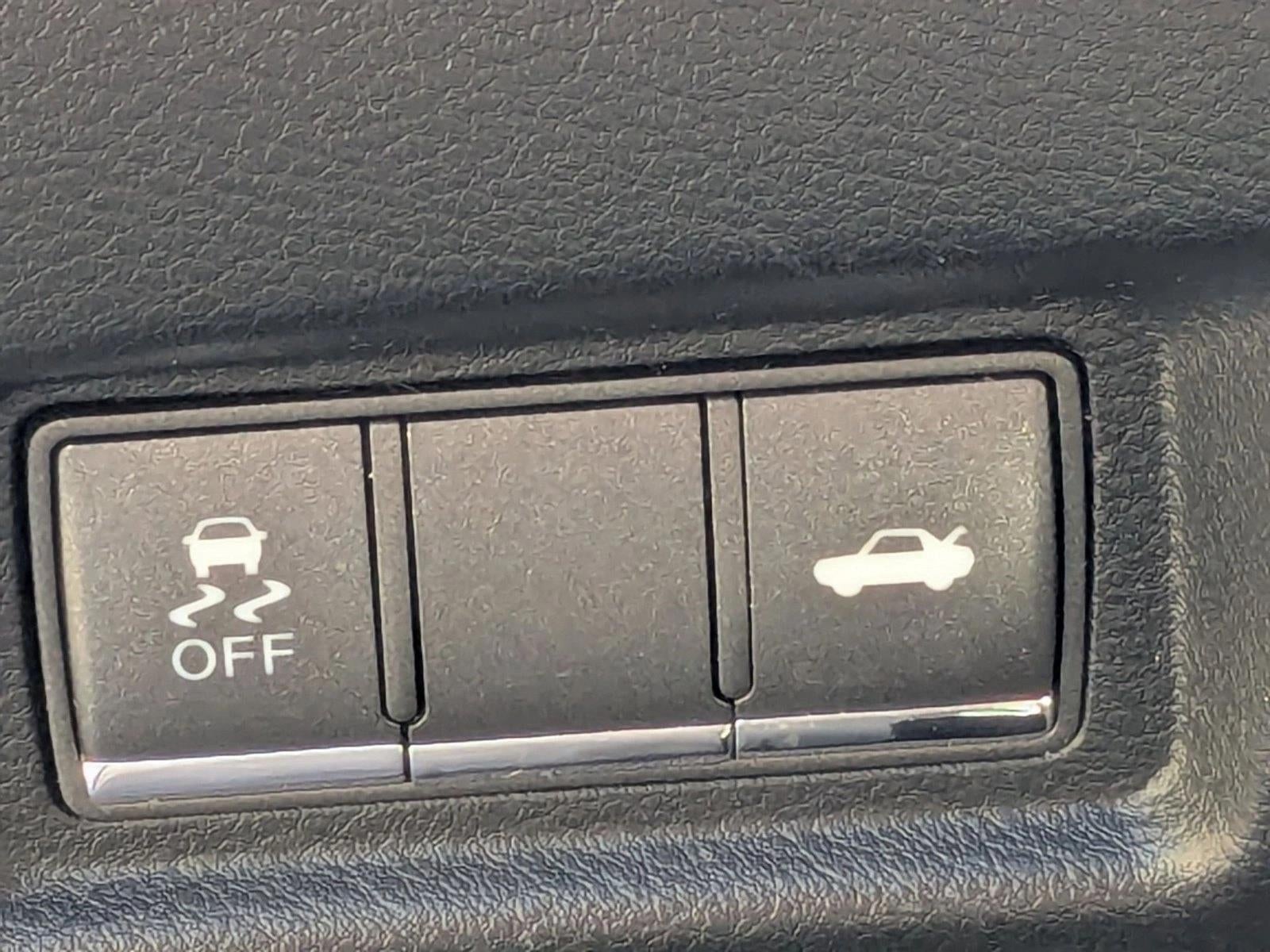 2018 INFINITI Q60 3.0t LUXE RWD