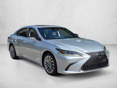 2019 Lexus ES 300h Luxury FWD