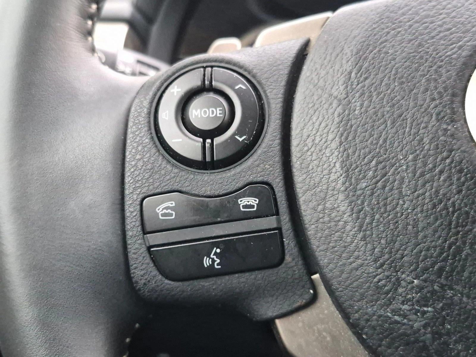 2014 Lexus IS 250 4dr Sport Sdn Auto RWD