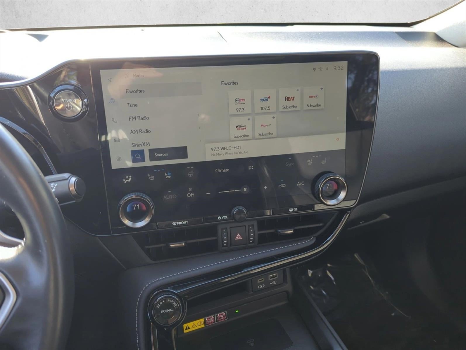 2023 Lexus NX 350h Luxury AWD