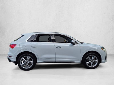 2022 Audi Q3 S line Premium Plus 45 TFSI quattro