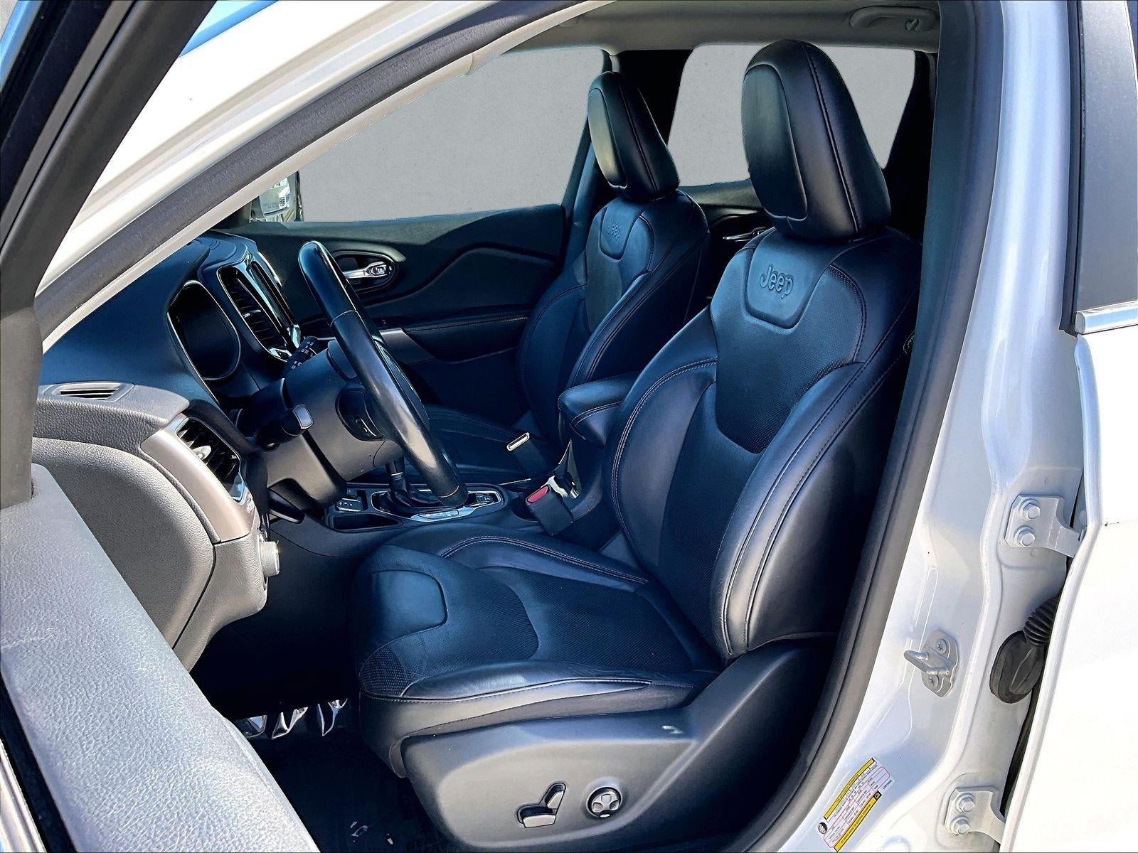 2020 Jeep Cherokee Limited FWD