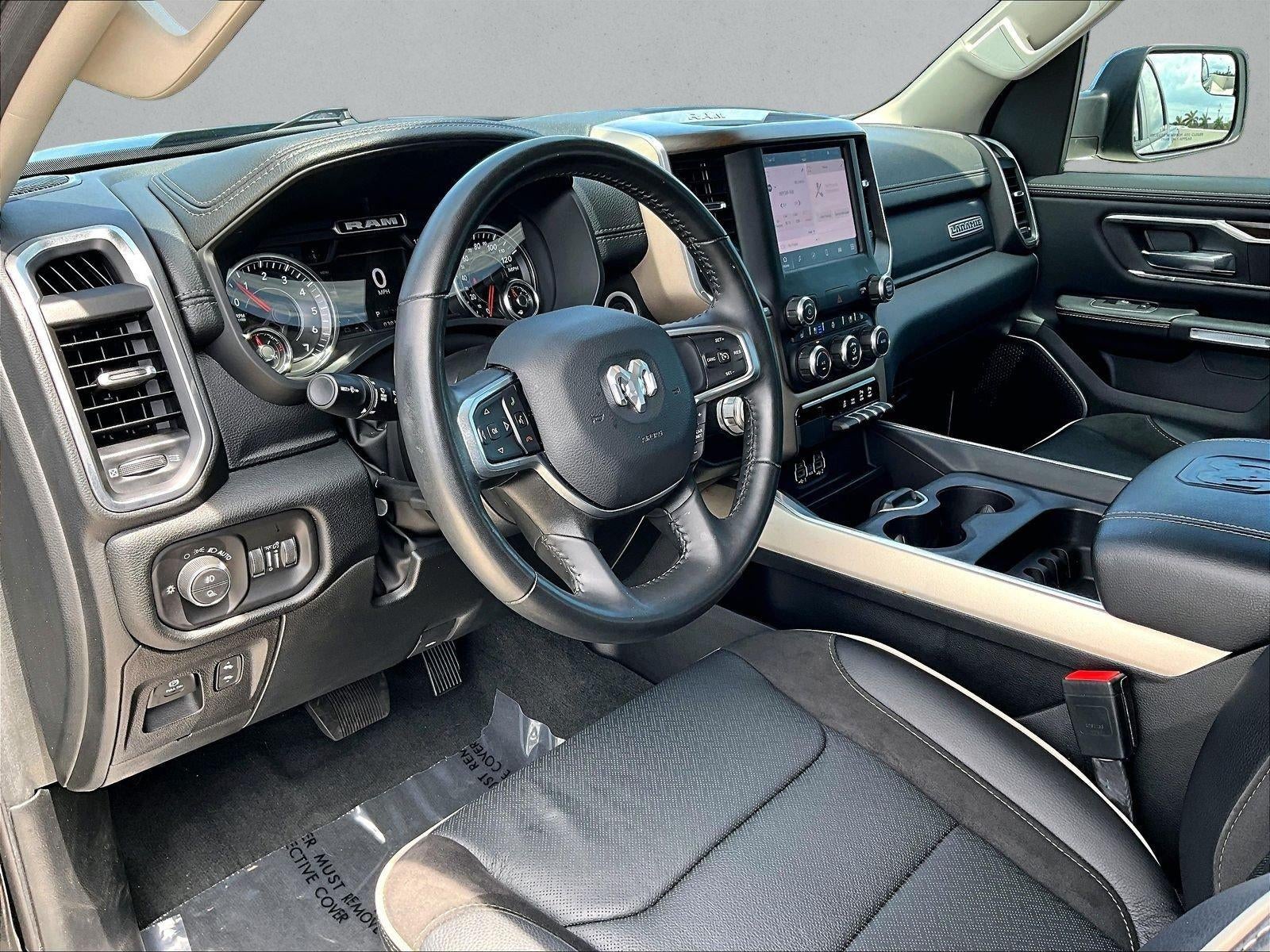 2022 RAM 1500 Laramie 4x2 Crew Cab 5'7" Box