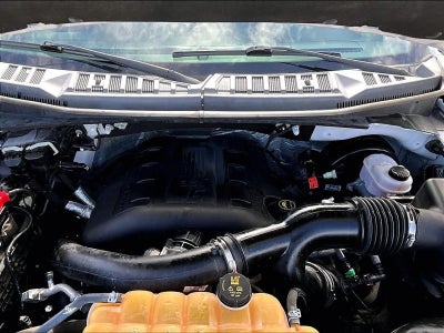 2016 Ford F-150 2WD SuperCrew 5-1/2 Ft Box XLT