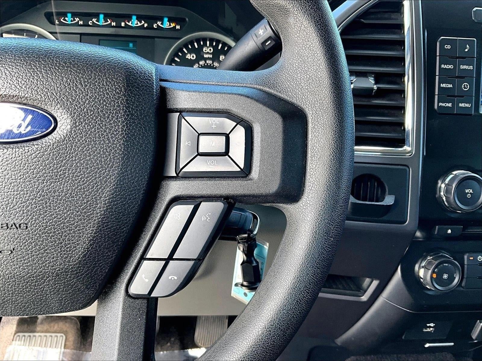 2016 Ford F-150 2WD SuperCrew 5-1/2 Ft Box XLT