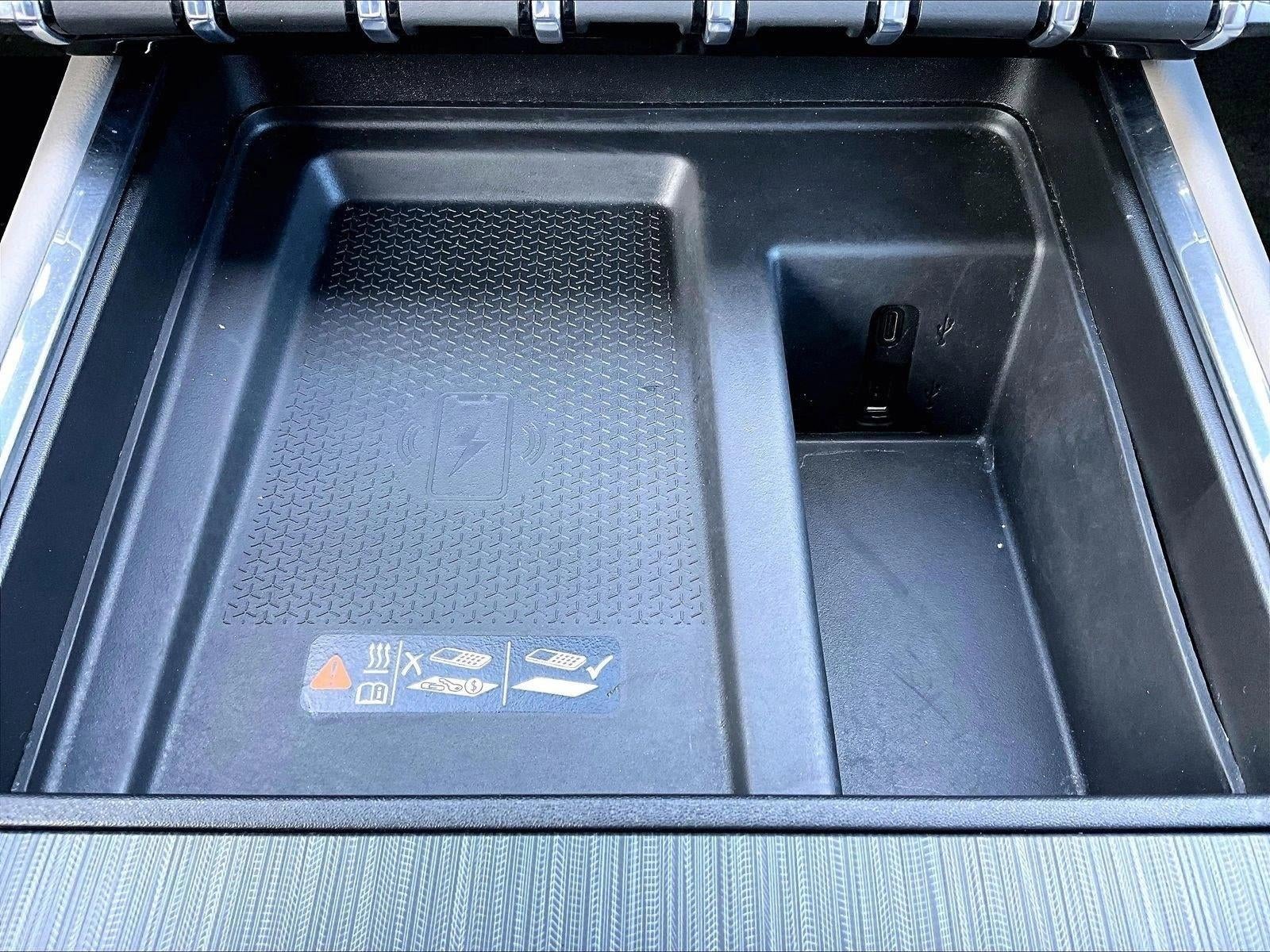 2024 GMC Acadia FWD Elevation