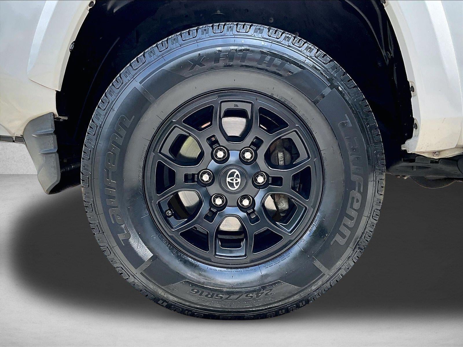 2020 Toyota Tacoma 2WD 2WD SR5 Double Cab 5' Bed V6 AT (GS)