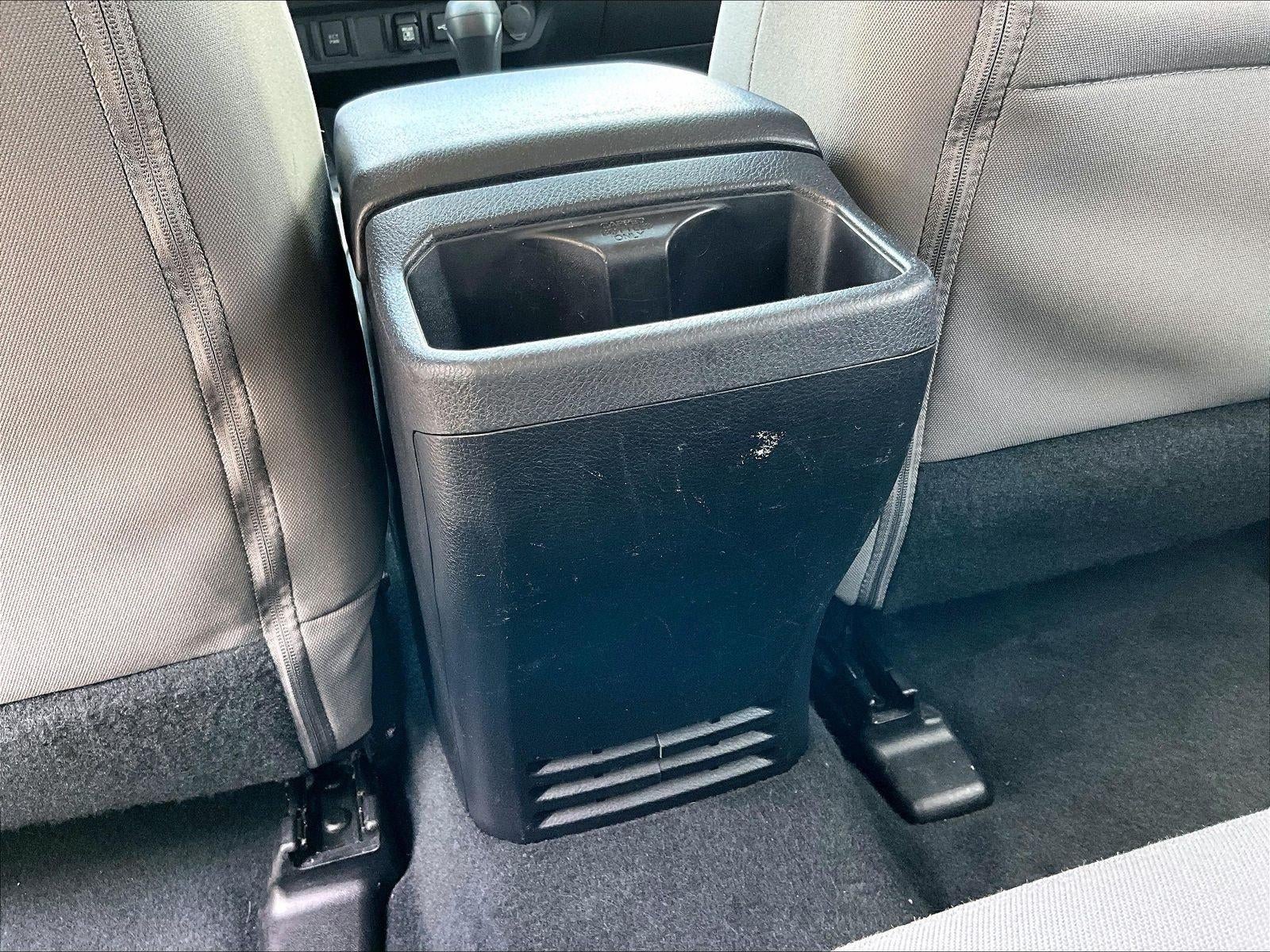 2020 Toyota Tacoma 2WD 2WD SR5 Double Cab 5' Bed V6 AT (GS)
