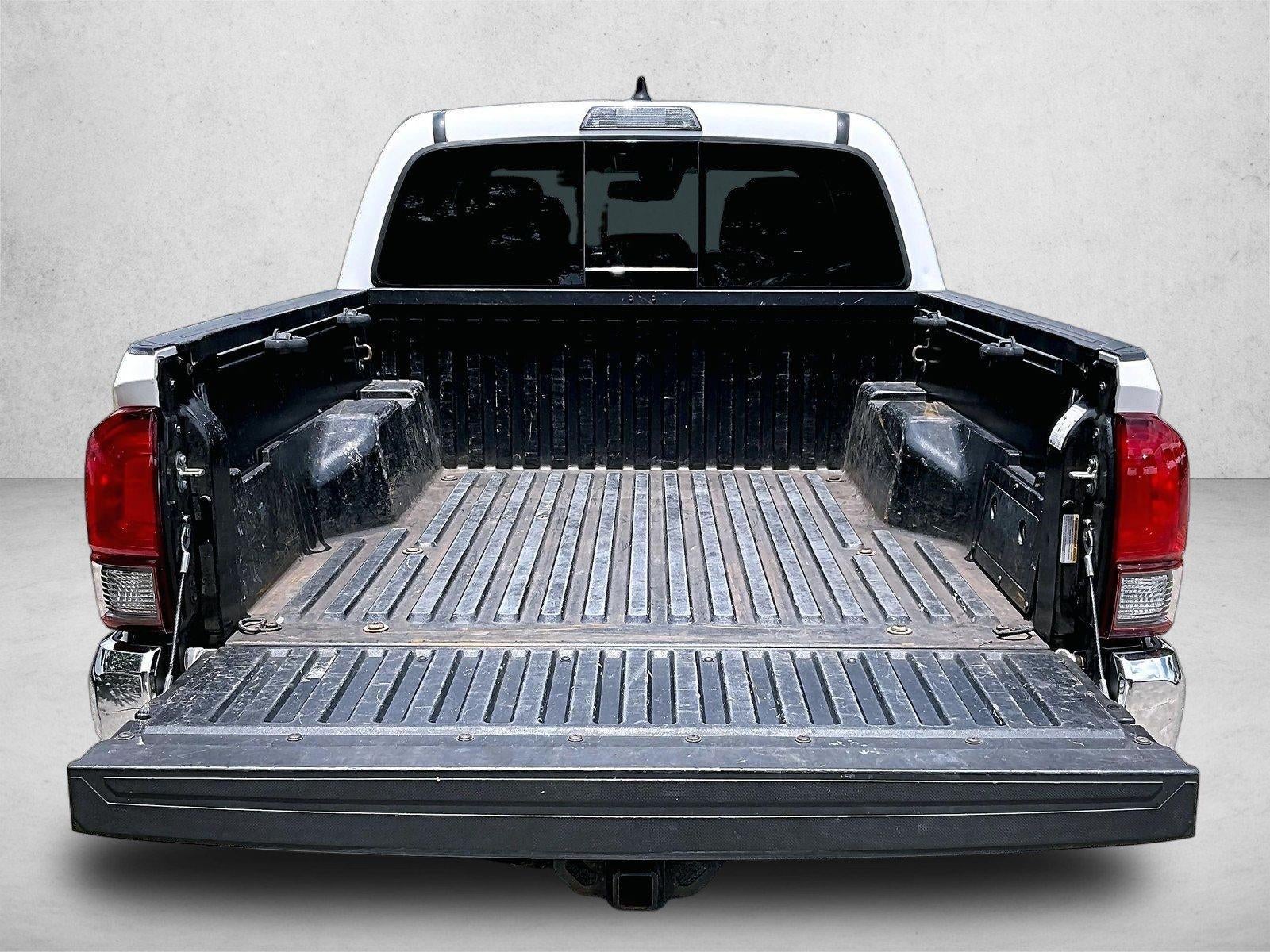 2020 Toyota Tacoma 2WD 2WD SR5 Double Cab 5' Bed V6 AT (GS)