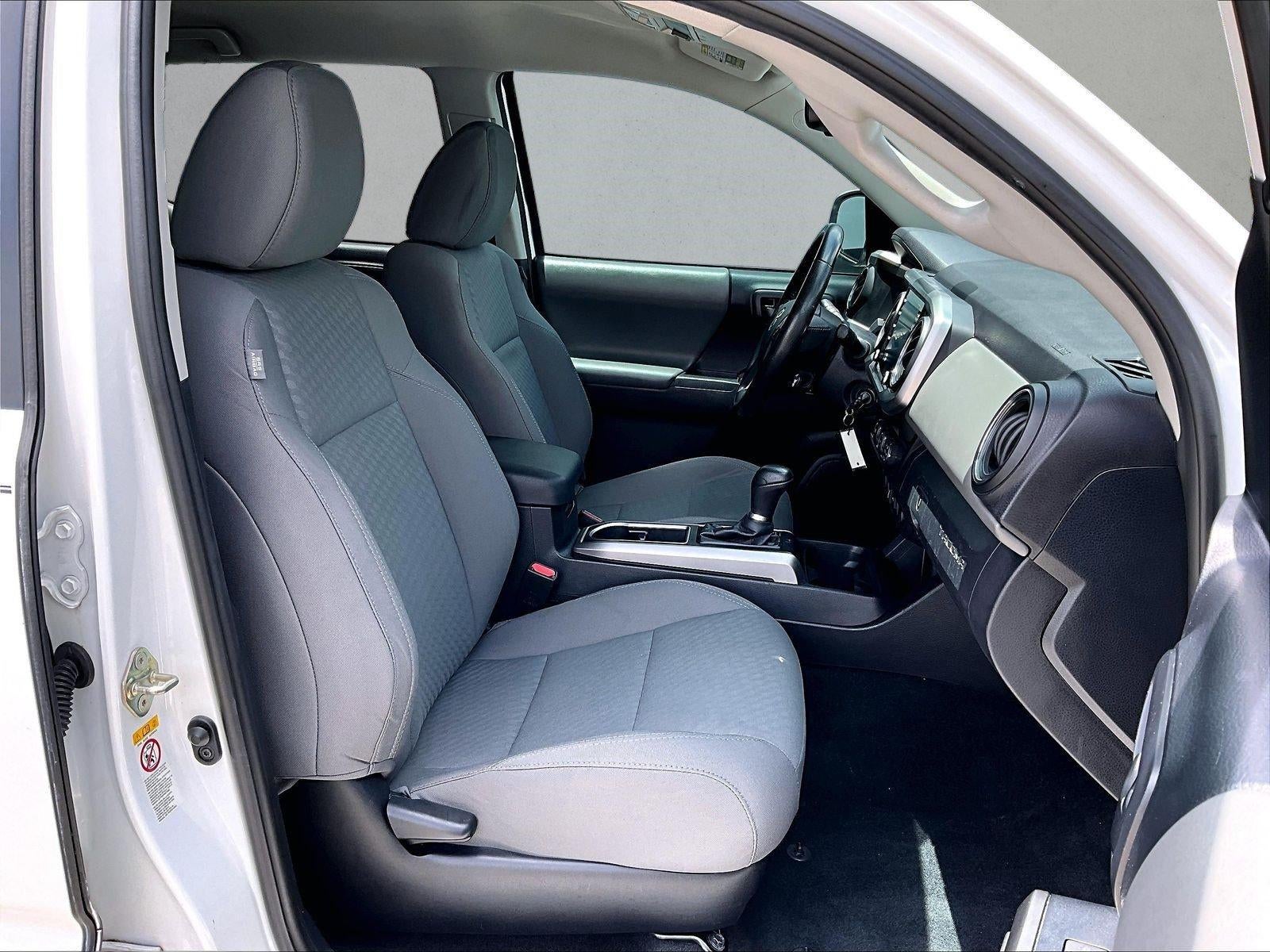2020 Toyota Tacoma 2WD 2WD SR5 Double Cab 5' Bed V6 AT (GS)