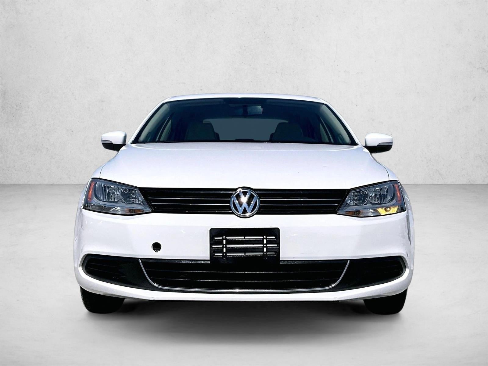 2013 Volkswagen Jetta 4dr Auto SE with Convenience Sedan