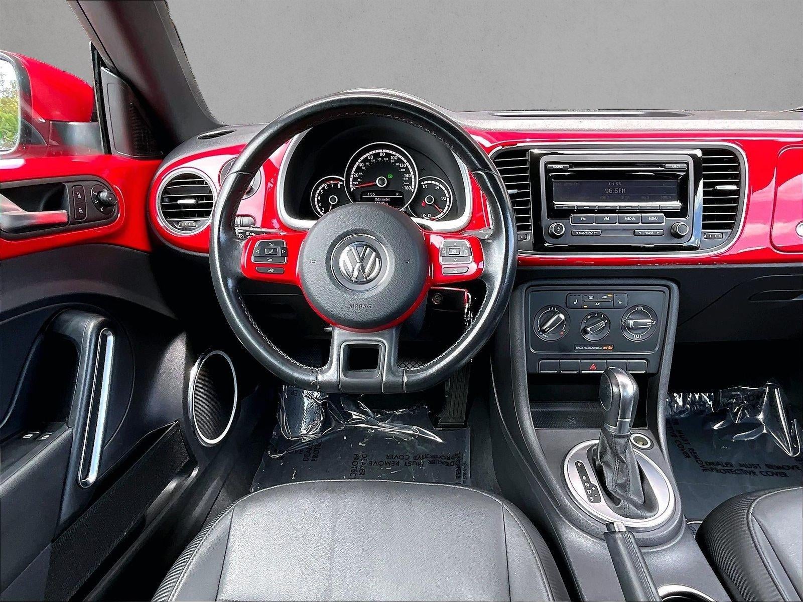 2015 Volkswagen Beetle 2dr Auto 1.8T