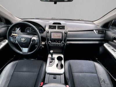 2013 Toyota Camry 4dr Sdn I4 Auto SE (Natl)