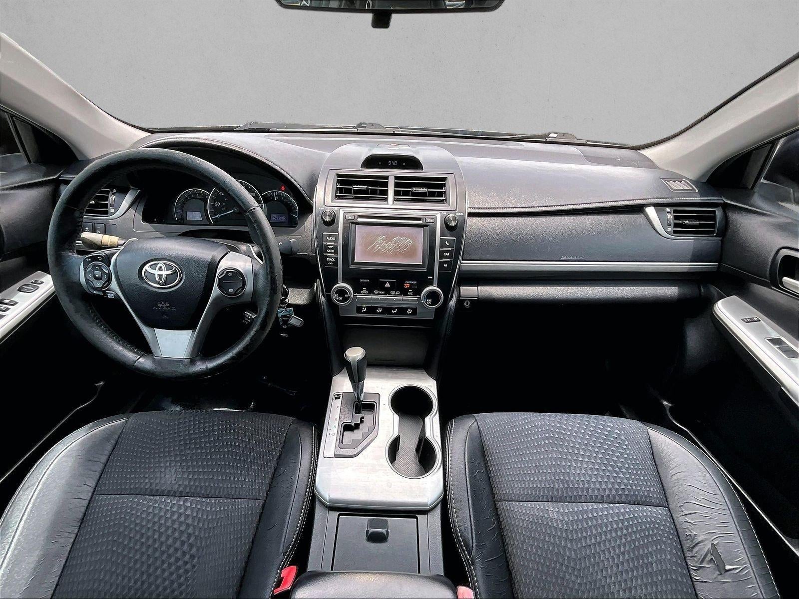 2013 Toyota Camry 4dr Sdn I4 Auto SE (Natl)