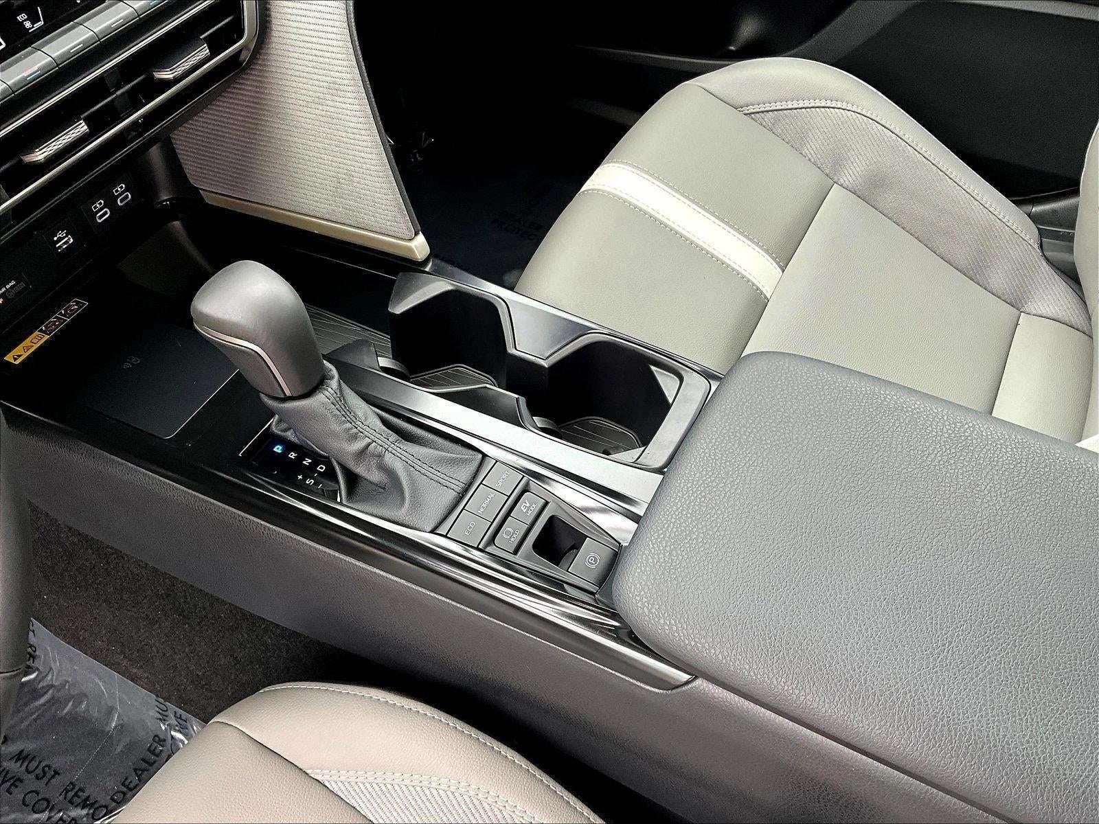 2026 Toyota Camry SE (SE)