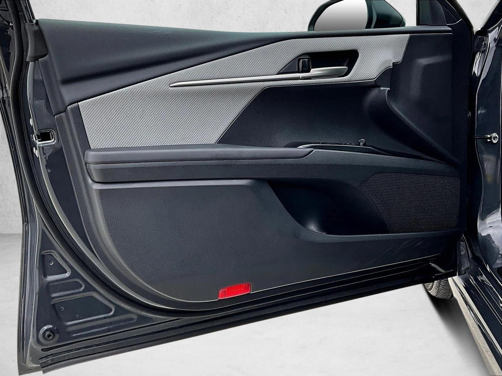 2026 Toyota Camry SE (SE)