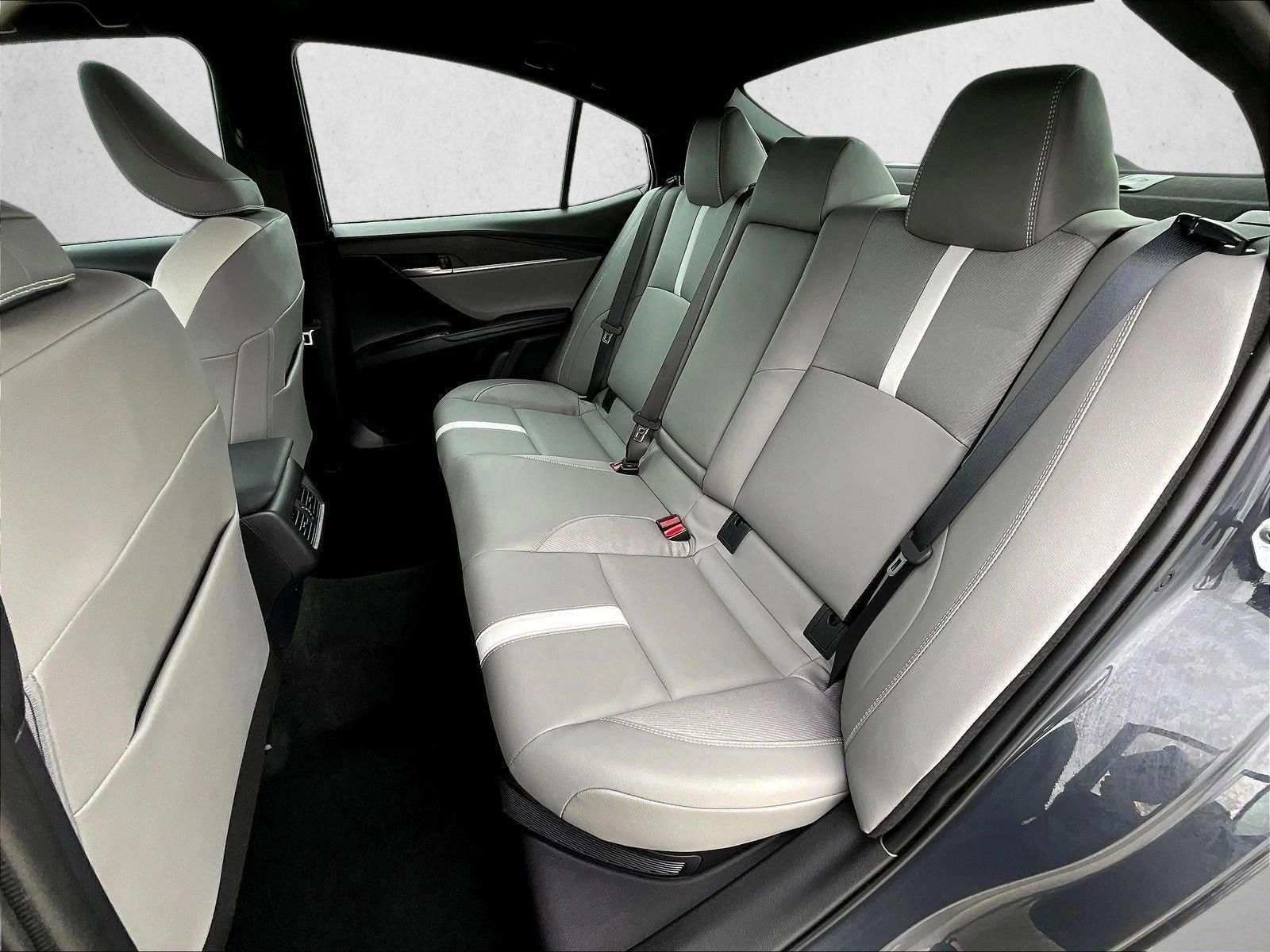 2026 Toyota Camry SE (SE)