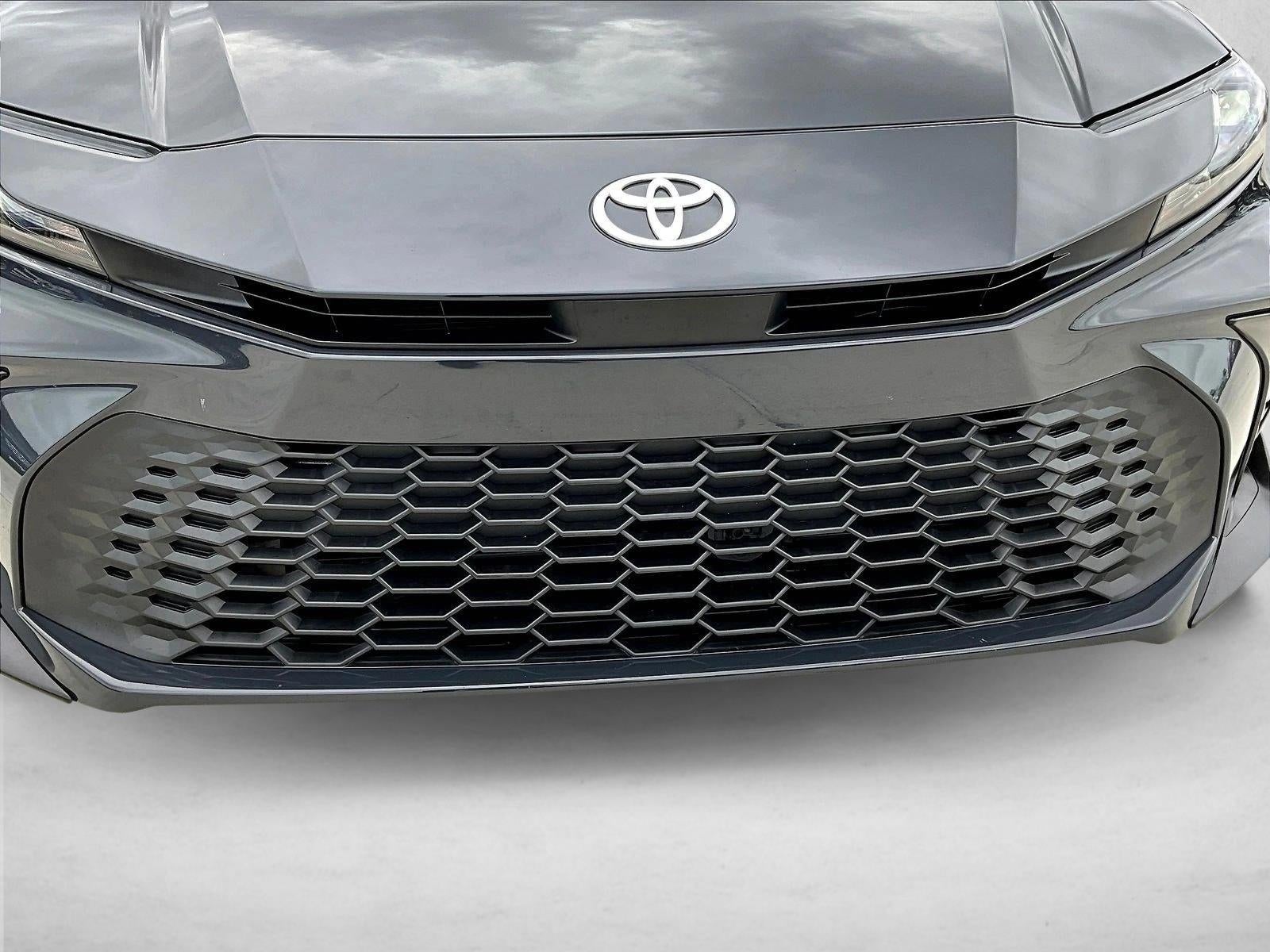 2026 Toyota Camry SE (SE)