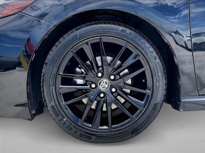 2022 Toyota Camry SE Auto (SE)