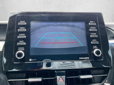 2022 Toyota Camry SE Auto (SE)