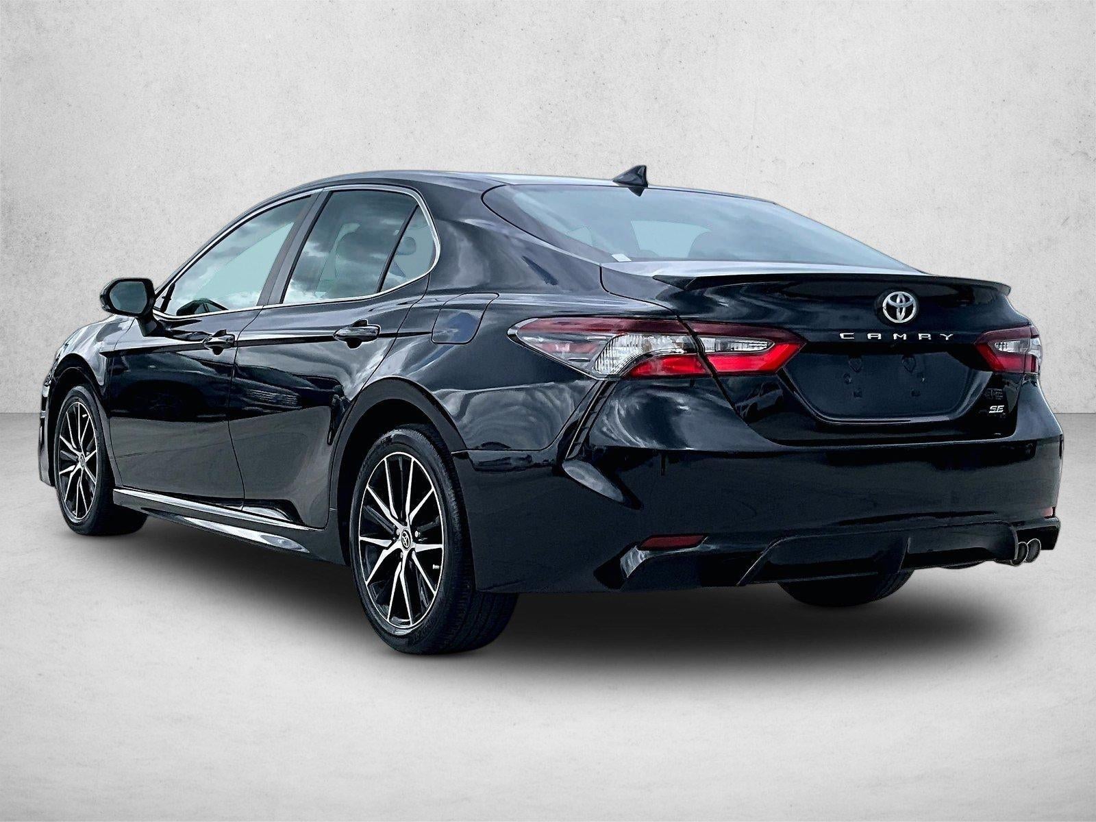 2024 Toyota Camry SE Auto (SE)