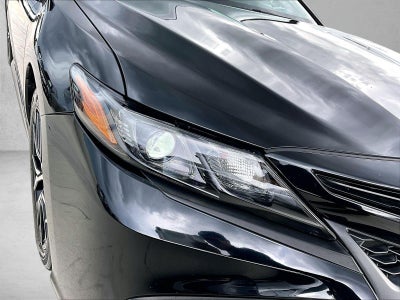 2024 Toyota Camry SE Auto (SE)