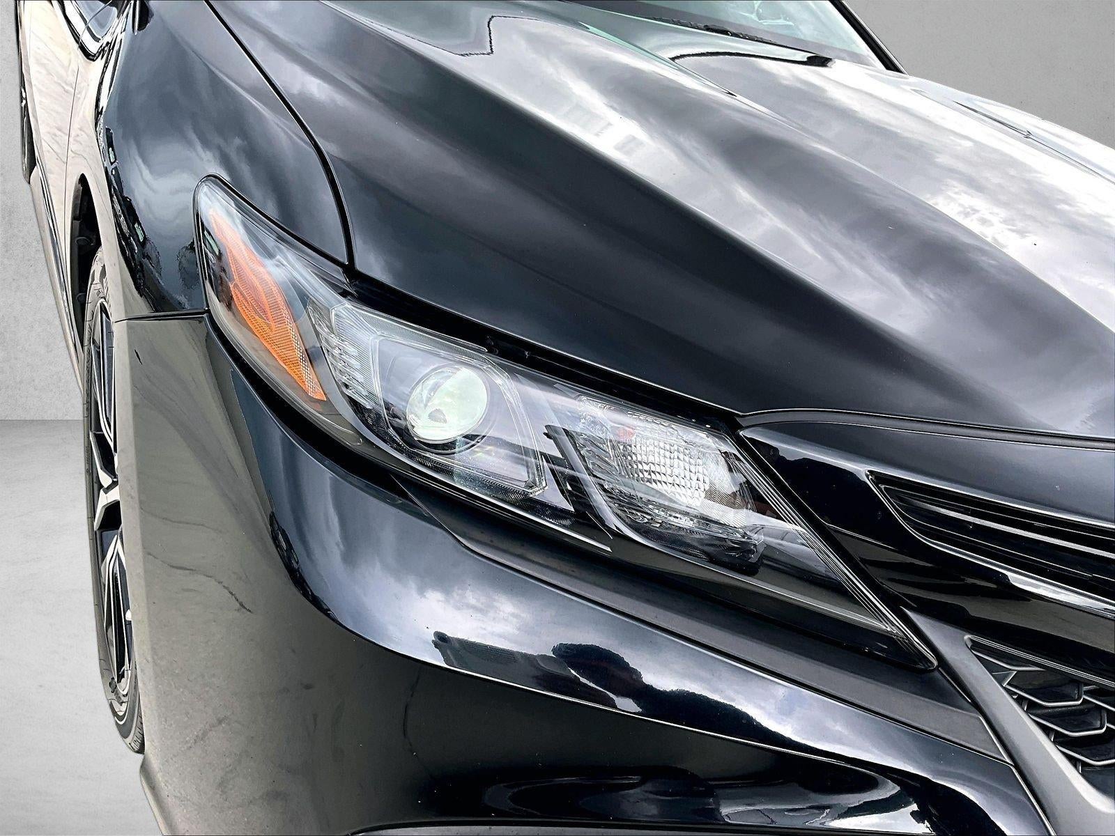 2024 Toyota Camry SE Auto (SE)