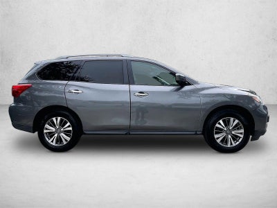 2019 Nissan Pathfinder FWD SL
