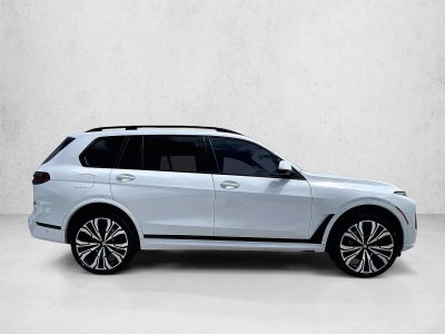 2023 BMW X7 xDrive40i Sports Activity Vehicle