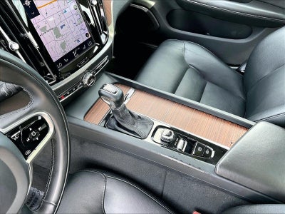 2020 Volvo S60 T5 FWD Momentum