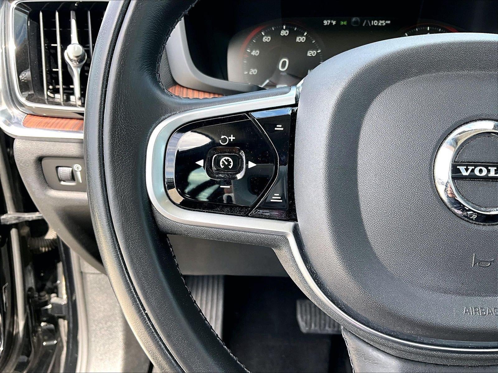 2020 Volvo S60 T5 FWD Momentum