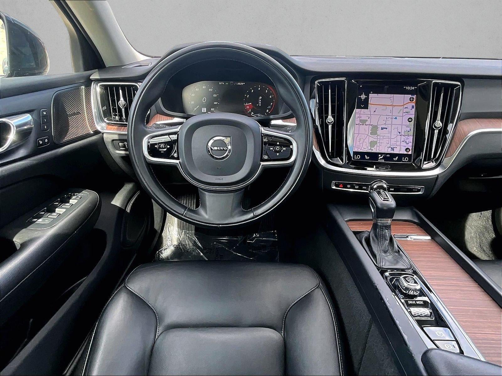 2020 Volvo S60 T5 FWD Momentum