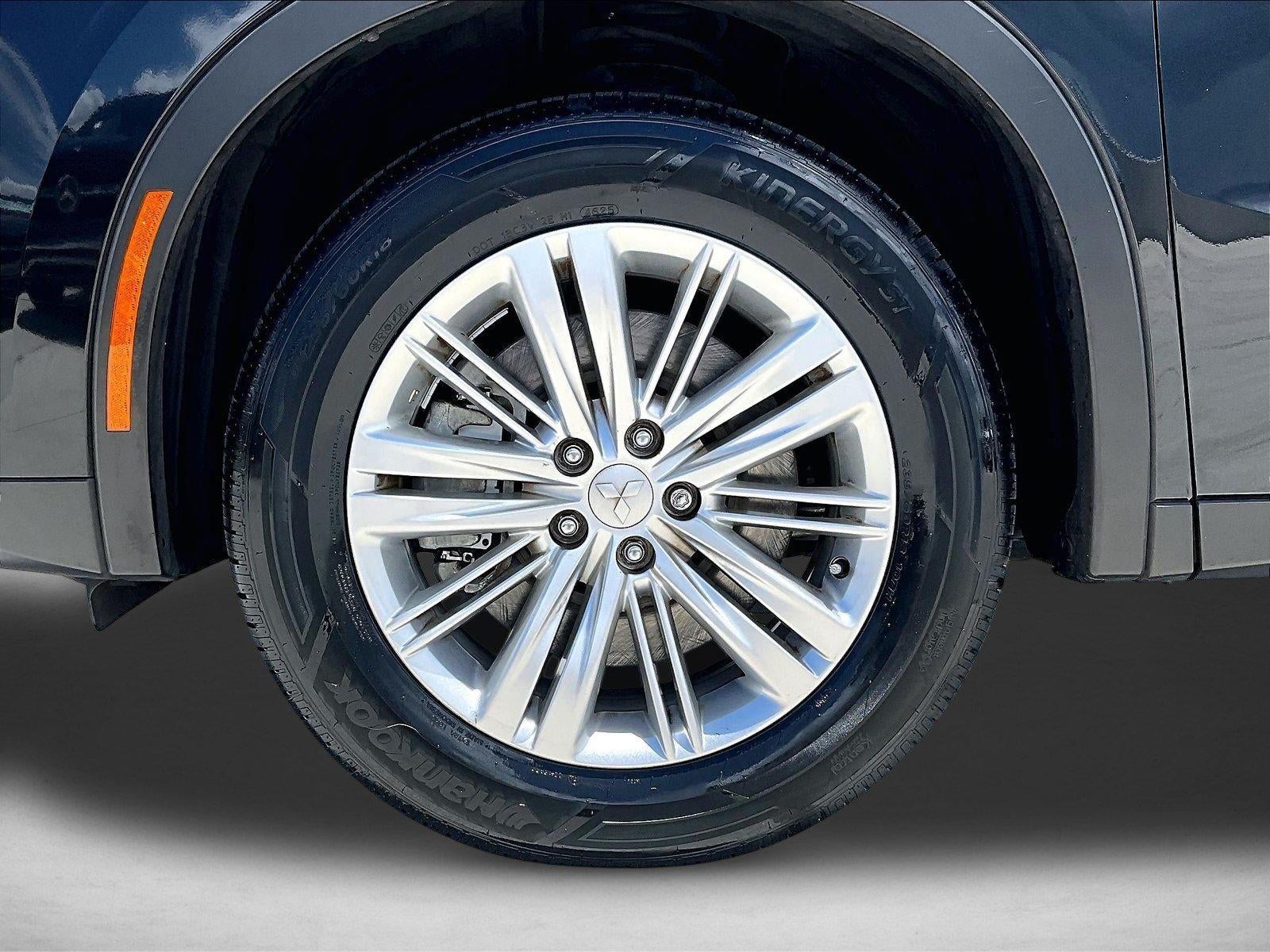 2024 Mitsubishi Outlander ES S-AWC