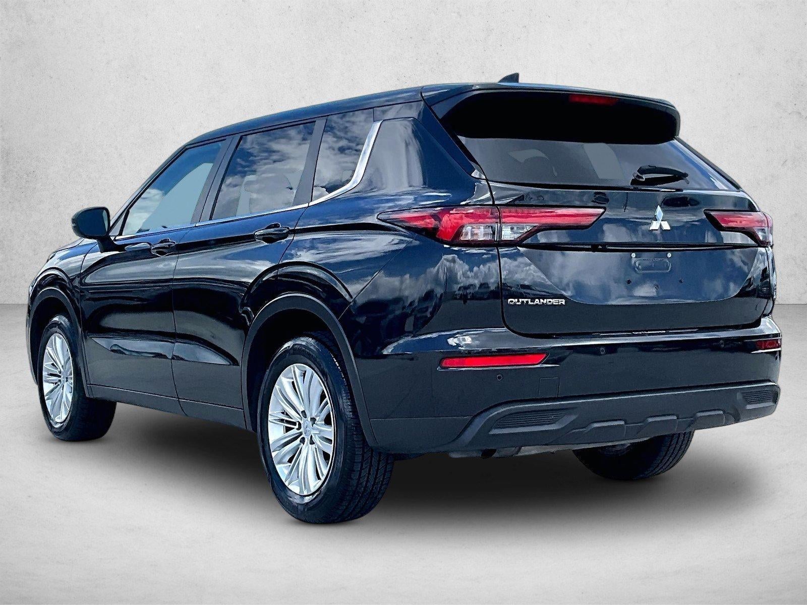 2024 Mitsubishi Outlander ES S-AWC